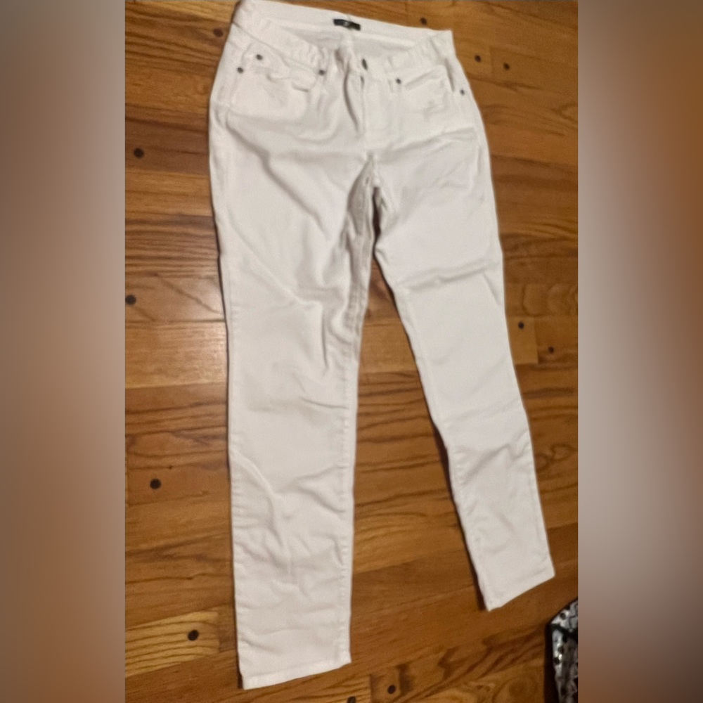 Perfect condition white skinny jeans
